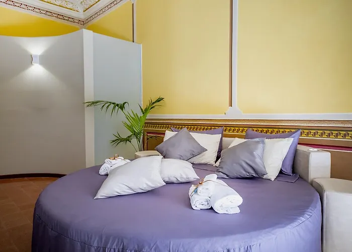 Pepito Palace Bed & Breakfast