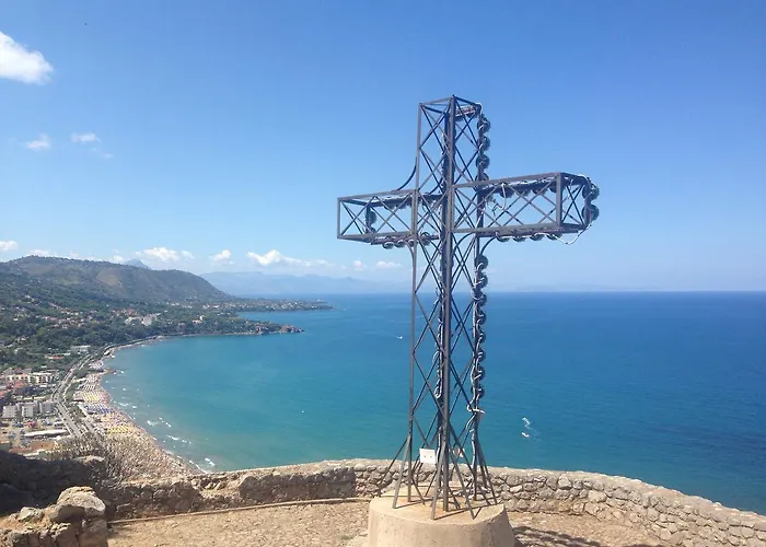 Pepito Palace Bed & Breakfast Cefalù