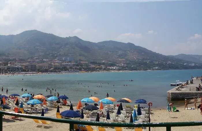 Pepito Palace Bed & Breakfast